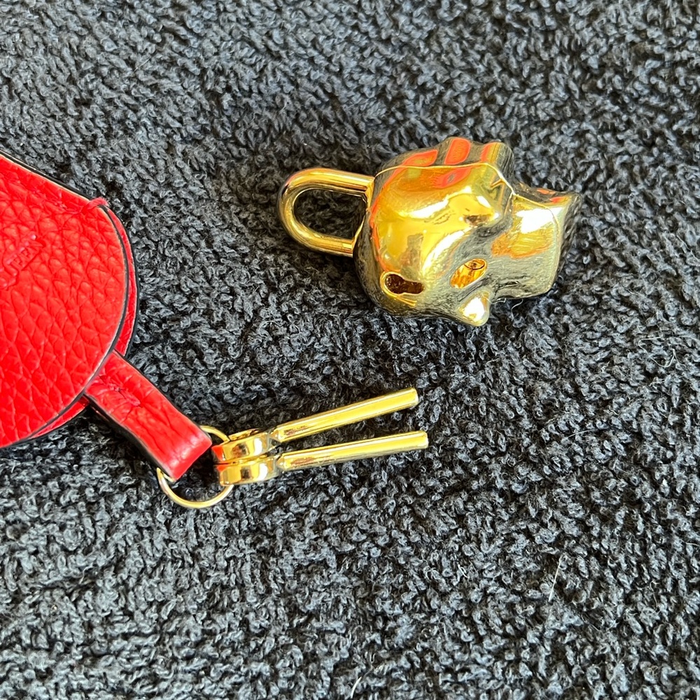 Alexander McQUEEN Red Leather Shoulder Bag Purse - Picture 14 of 15